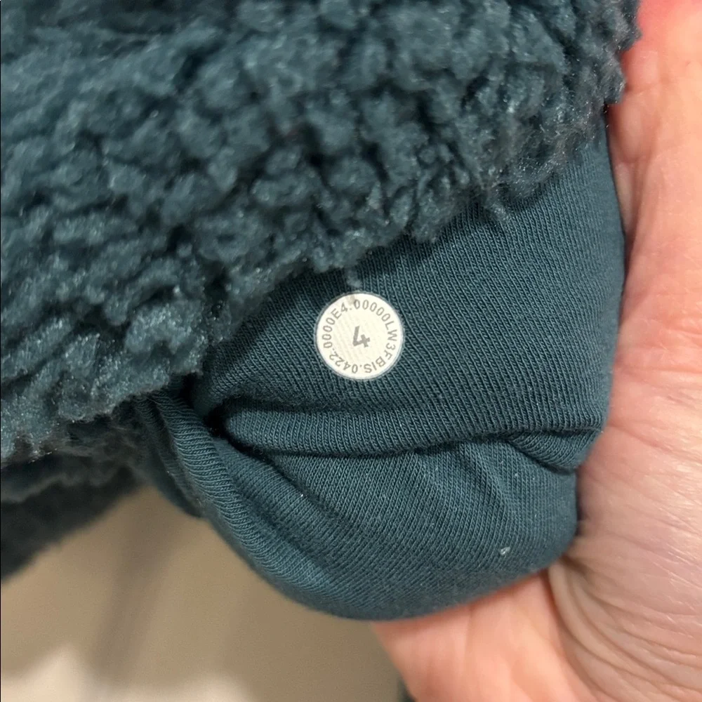 Lululemon Cinchable Fleece Zip-Up - Picture 3 of 6